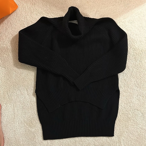 Aritzia Wilfred Free Lin Sweater 100% Merino Wool Black Sz XS Made in Italy - Picture 3 of 9